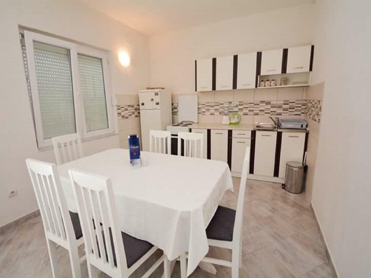 Apartments Bella Di Boka Tivat Exterior photo